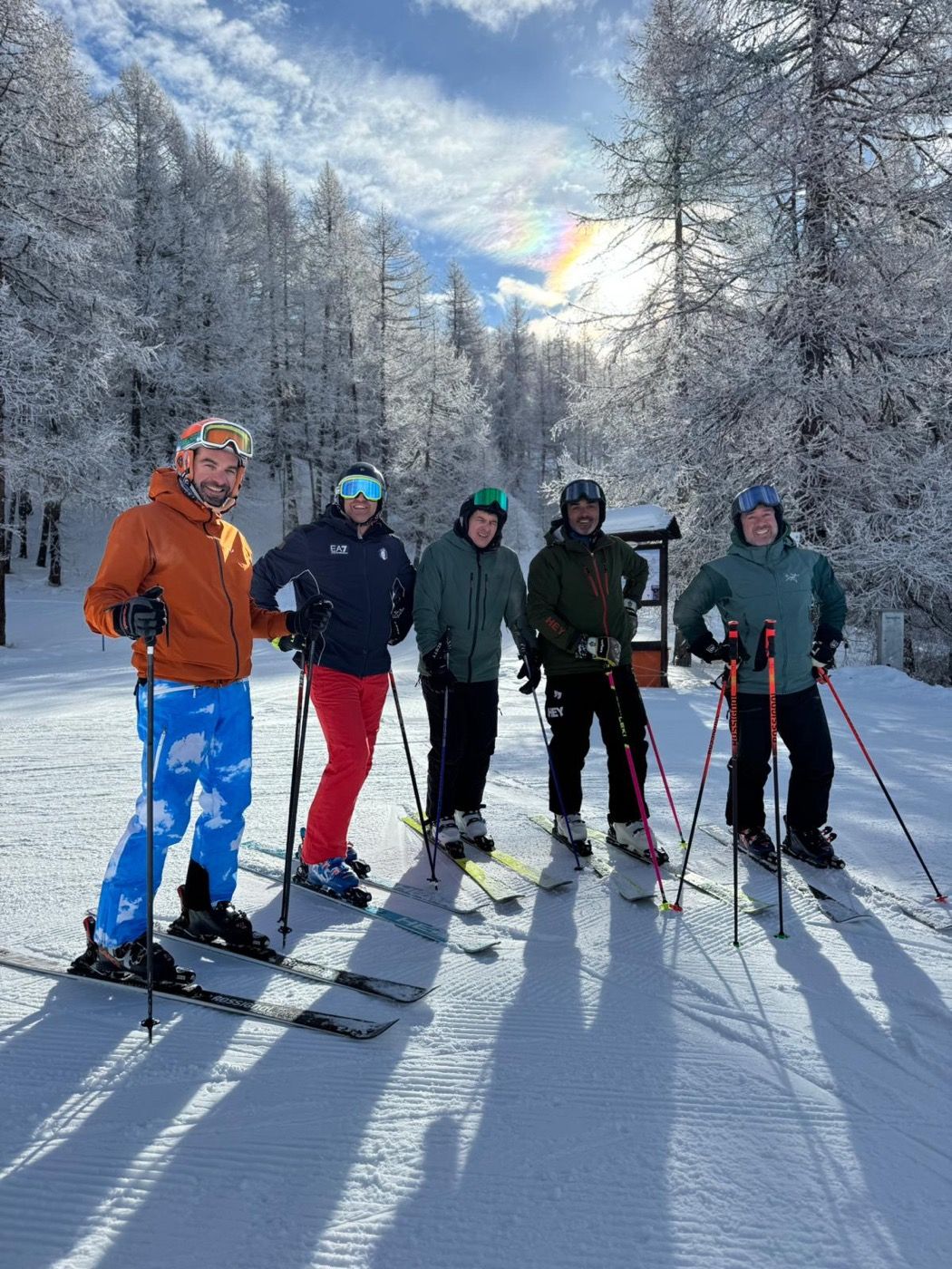Gruppo Preskige Classic tra i larici