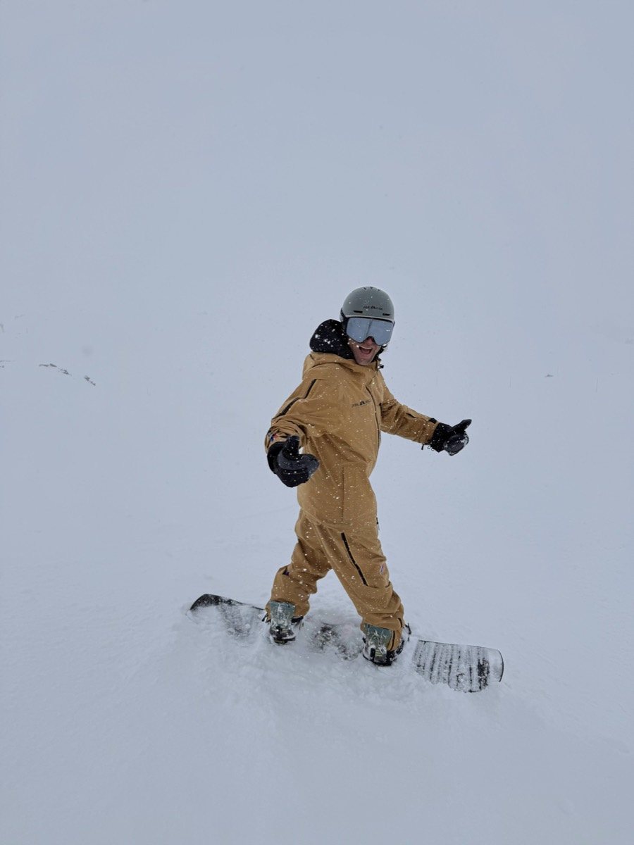 Gigi Lozzi, Istruttore Nazionale di snowboard, sulla neve di Sestriere